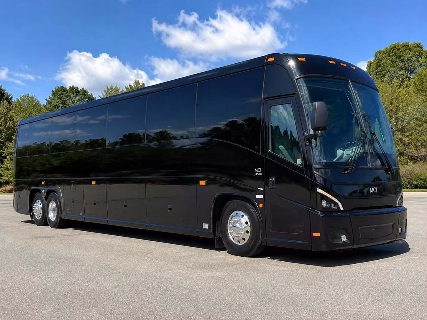 look no further for reliable sports team and workforce transportation around centennial